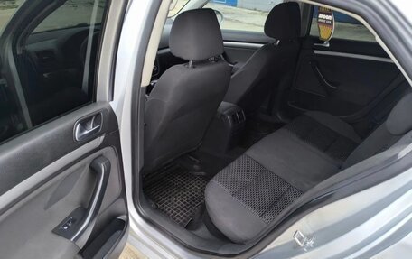 Volkswagen Jetta VI, 2010 год, 550 000 рублей, 13 фотография