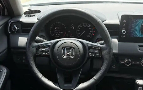 Honda Vezel, 2023 год, 1 895 000 рублей, 10 фотография