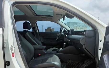 Honda Vezel, 2023 год, 1 895 000 рублей, 12 фотография