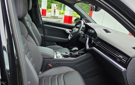 Volkswagen Touareg III, 2019 год, 5 600 000 рублей, 7 фотография