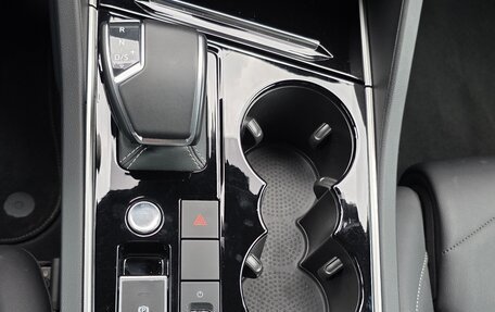 Volkswagen Touareg III, 2019 год, 5 600 000 рублей, 12 фотография