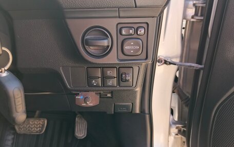 Toyota Corolla, 2016 год, 1 085 000 рублей, 8 фотография