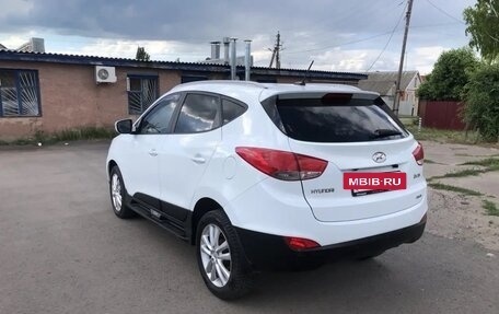 Hyundai ix35 I рестайлинг, 2010 год, 995 000 рублей, 5 фотография