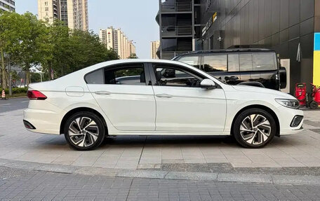Volkswagen Bora, 2023 год, 1 239 000 рублей, 4 фотография