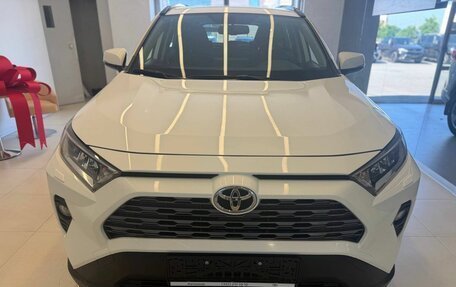 Toyota RAV4, 2022 год, 3 710 000 рублей, 2 фотография