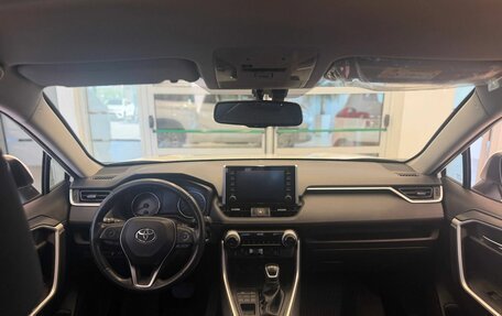 Toyota RAV4, 2022 год, 3 710 000 рублей, 11 фотография