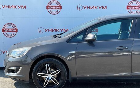 Opel Astra J, 2013 год, 649 000 рублей, 12 фотография