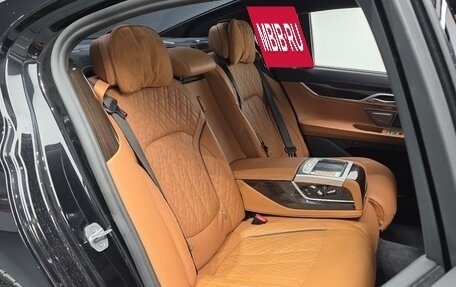BMW 7 серия, 2022 год, 7 924 000 рублей, 11 фотография