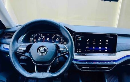 Skoda Octavia IV, 2022 год, 1 705 000 рублей, 7 фотография