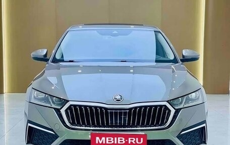 Skoda Octavia IV, 2022 год, 1 705 000 рублей, 2 фотография
