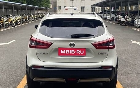 Nissan Qashqai, 2023 год, 1 750 000 рублей, 4 фотография