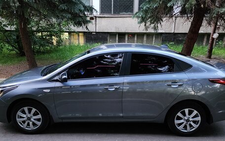 Hyundai Solaris II рестайлинг, 2017 год, 1 330 000 рублей, 24 фотография