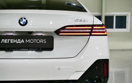 BMW 5 серия, 2024 год, 7 800 000 рублей, 10 фотография