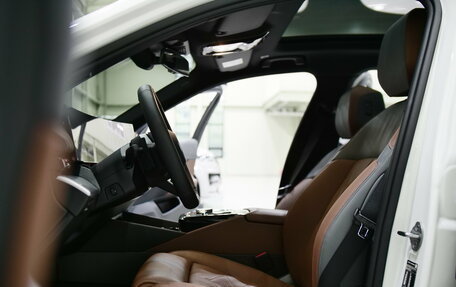BMW 5 серия, 2024 год, 7 800 000 рублей, 17 фотография