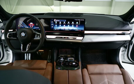 BMW 5 серия, 2024 год, 7 800 000 рублей, 25 фотография