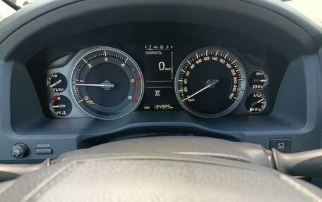 Toyota Land Cruiser 200, 2020 год, 8 170 000 рублей, 6 фотография