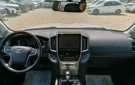 Toyota Land Cruiser 200, 2020 год, 8 170 000 рублей, 11 фотография