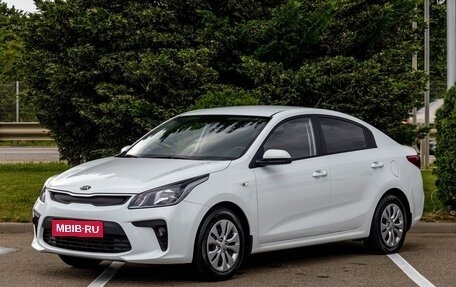 KIA Rio IV, 2017 год, 1 355 000 рублей, 1 фотография