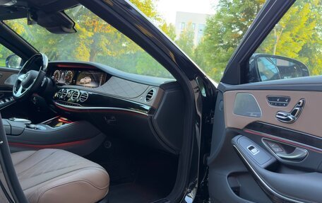 Mercedes-Benz S-Класс, 2018 год, 32 400 000 рублей, 27 фотография