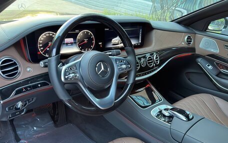 Mercedes-Benz S-Класс, 2018 год, 32 400 000 рублей, 21 фотография