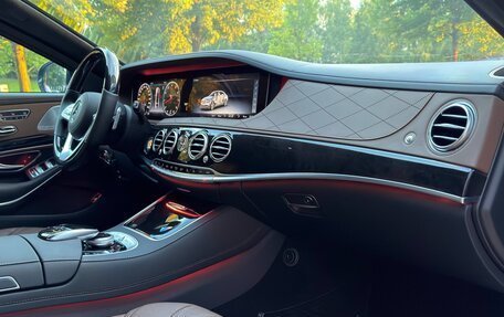 Mercedes-Benz S-Класс, 2018 год, 32 400 000 рублей, 29 фотография