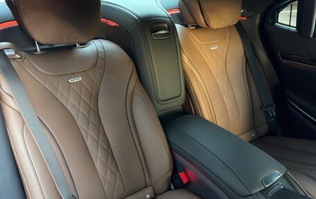 Mercedes-Benz S-Класс, 2018 год, 32 400 000 рублей, 34 фотография