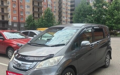 Honda Freed I, 2012 год, 1 150 000 рублей, 3 фотография