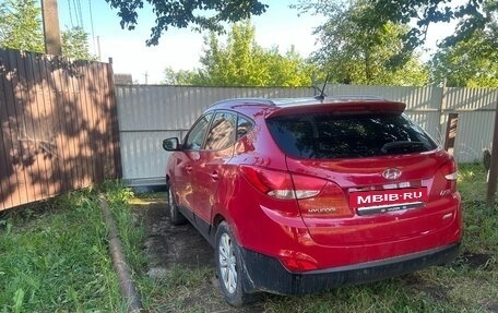 Hyundai ix35 I рестайлинг, 2013 год, 1 300 000 рублей, 2 фотография