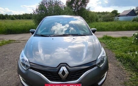 Renault Kaptur I рестайлинг, 2019 год, 1 399 000 рублей, 5 фотография