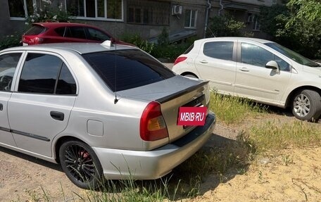 Hyundai Accent II, 2004 год, 400 000 рублей, 2 фотография