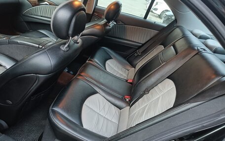 Mercedes-Benz E-Класс, 2002 год, 500 000 рублей, 8 фотография