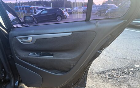 Volvo S60 III, 2004 год, 335 000 рублей, 18 фотография