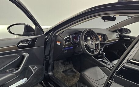 Volkswagen Jetta VII, 2021 год, 1 743 000 рублей, 5 фотография