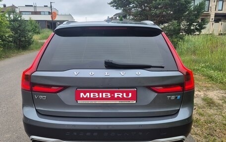 Volvo V90 Cross Country I рестайлинг, 2017 год, 3 099 000 рублей, 4 фотография