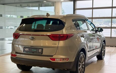 KIA Sportage IV рестайлинг, 2016 год, 2 375 000 рублей, 6 фотография