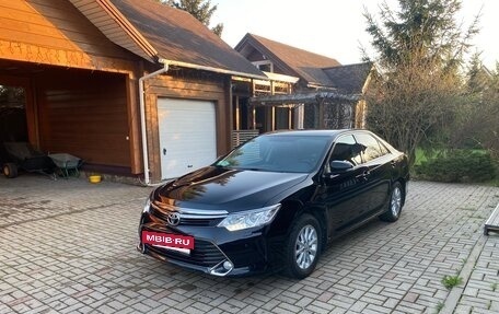 Toyota Camry, 2016 год, 2 480 000 рублей, 3 фотография