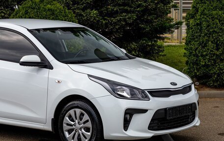 KIA Rio IV, 2017 год, 1 355 000 рублей, 7 фотография