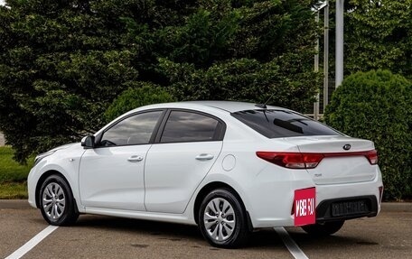 KIA Rio IV, 2017 год, 1 355 000 рублей, 4 фотография