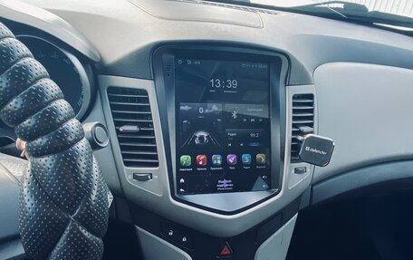 Chevrolet Cruze II, 2011 год, 690 000 рублей, 9 фотография