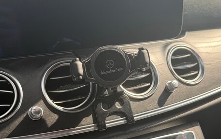 Mercedes-Benz E-Класс, 2020 год, 4 775 000 рублей, 29 фотография
