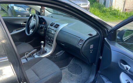 Toyota Corolla, 2010 год, 790 000 рублей, 8 фотография