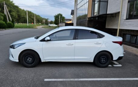 Hyundai Solaris II рестайлинг, 2020 год, 965 000 рублей, 2 фотография