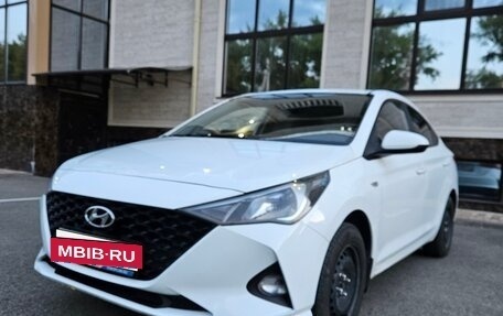 Hyundai Solaris II рестайлинг, 2020 год, 965 000 рублей, 4 фотография