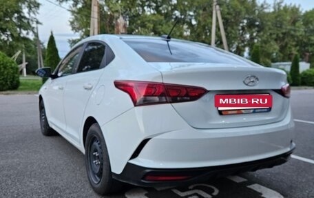 Hyundai Solaris II рестайлинг, 2020 год, 965 000 рублей, 5 фотография