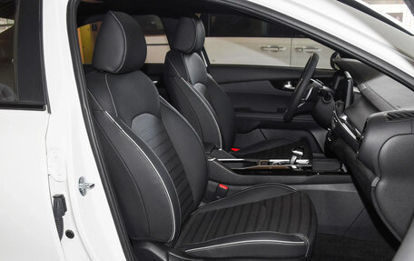 KIA K3, 2023 год, 1 650 030 рублей, 7 фотография
