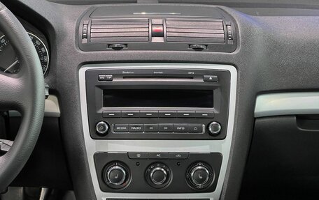 Skoda Octavia, 2010 год, 880 000 рублей, 9 фотография