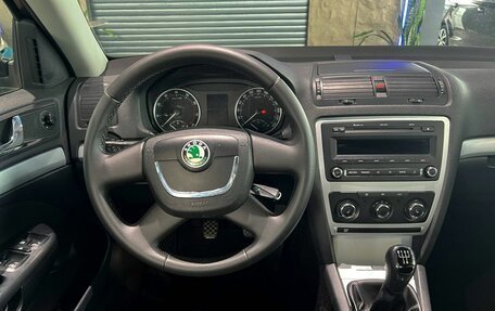 Skoda Octavia, 2010 год, 880 000 рублей, 17 фотография