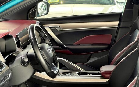 Geely Coolray I, 2022 год, 1 790 000 рублей, 9 фотография