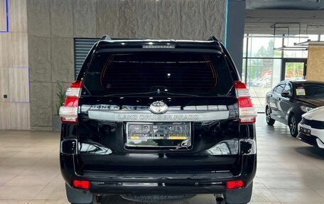Toyota Land Cruiser Prado 150 рестайлинг 2, 2014 год, 3 120 000 рублей, 6 фотография