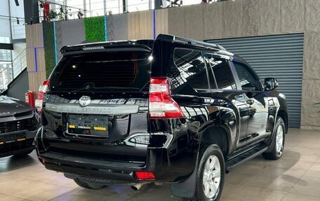 Toyota Land Cruiser Prado 150 рестайлинг 2, 2014 год, 3 120 000 рублей, 5 фотография